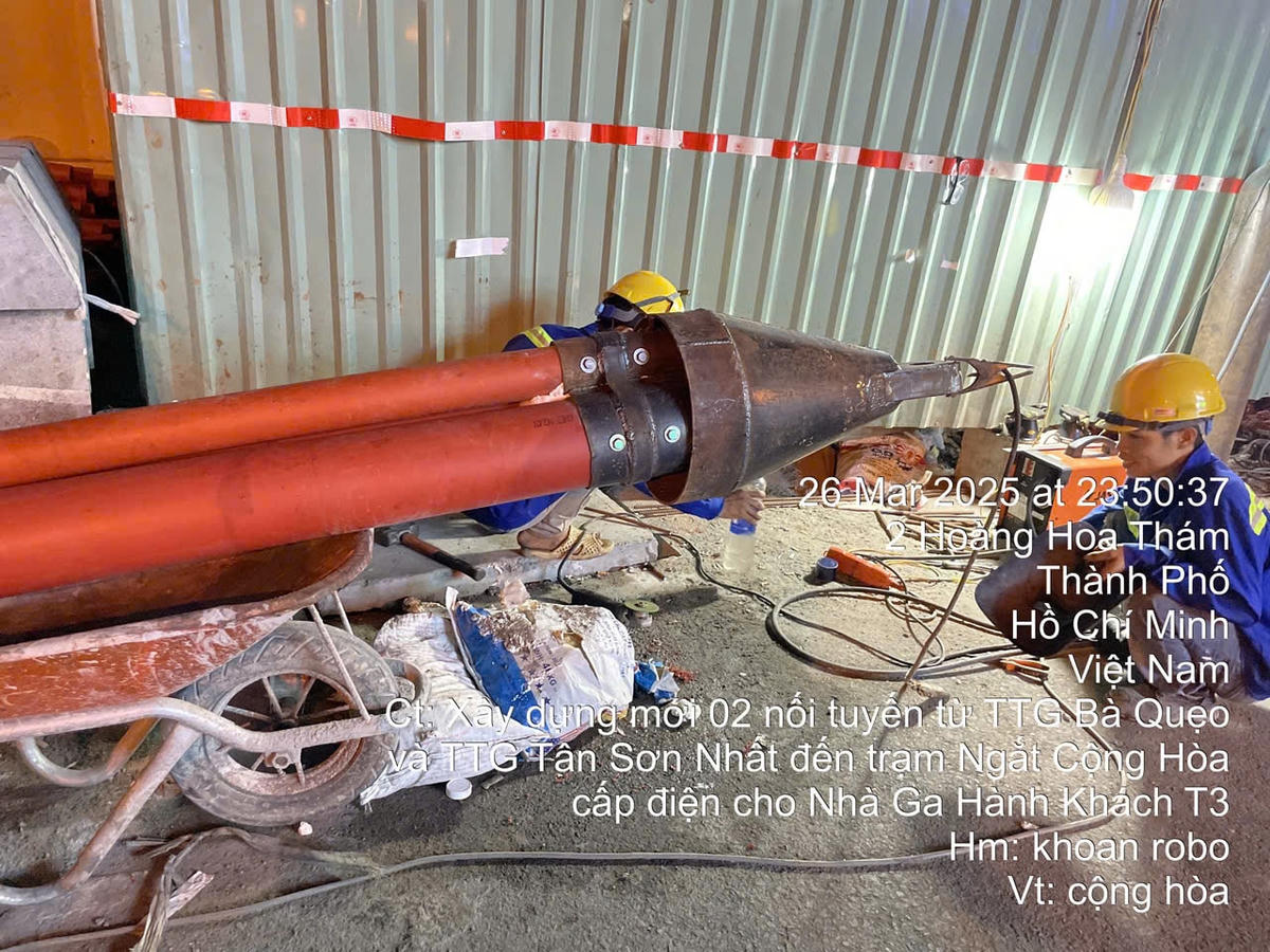 Khoan rô-bốt (Boxhole drilling) của NP Energy trong một lần phục vụ công trình.