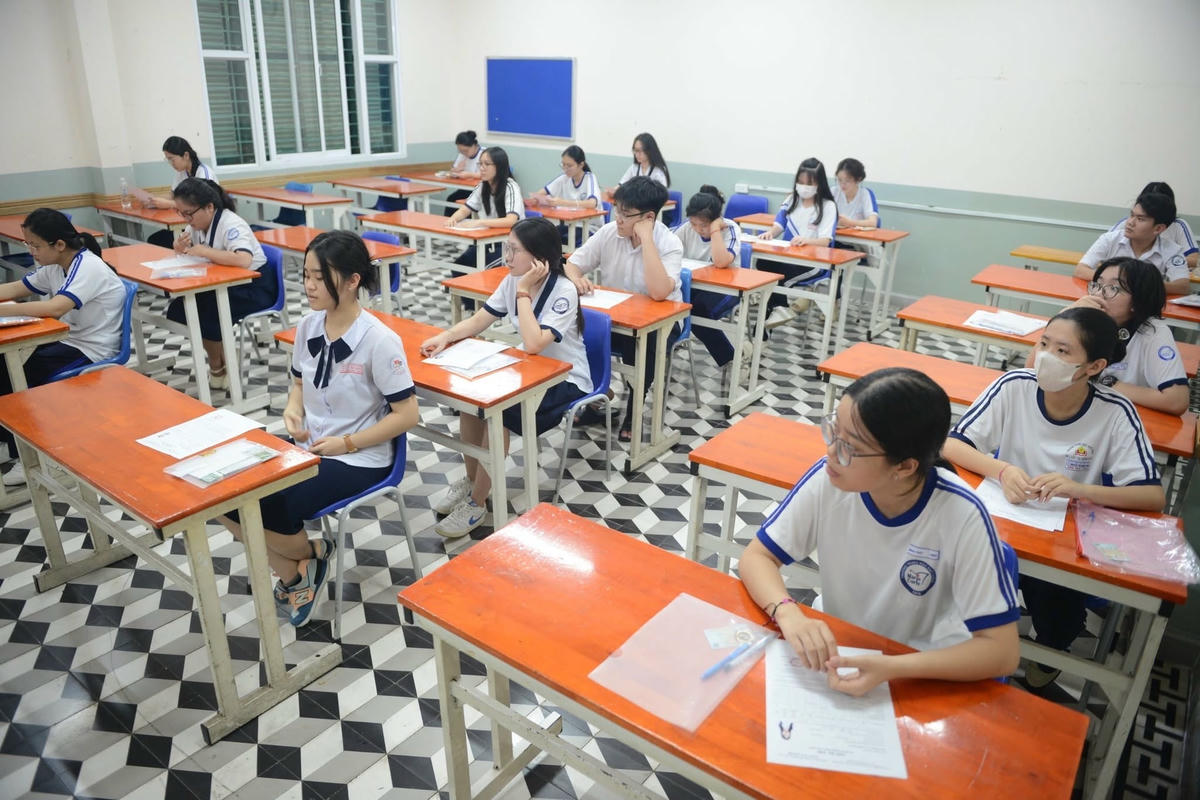 nỗi lo trước năm học mới. anh