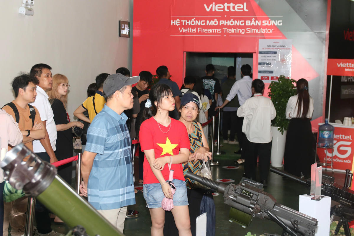 Triển lãm thành tựu đất nước "80 năm hành trình Độc lập - Tự do - Hạnh phúc" tổ chức thành công thu hút 10 triệu lượt khách. Anh: Quang Vinh.