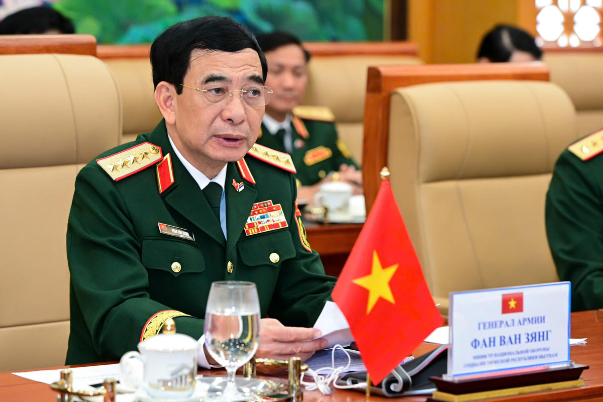 Đại tướng Phan Văn Giang phát biểu tại hội đàm. Ảnh: Việt Trung.