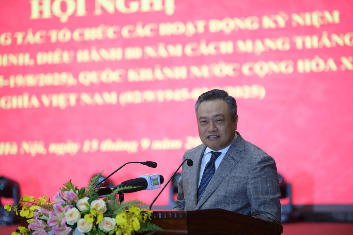 Chủ tịch UBND TP Hà Nội Trần Sỹ Thanh phát biểu tại Hội nghị. Ảnh: P. Sỹ.