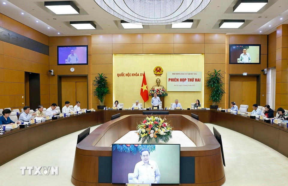 Chủ tịch Quốc hội Trần Thanh Mẫn, Chủ tịch Hội đồng Bầu cử quốc gia phát biểu. (Ảnh: Doãn Tấn/TTXVN)