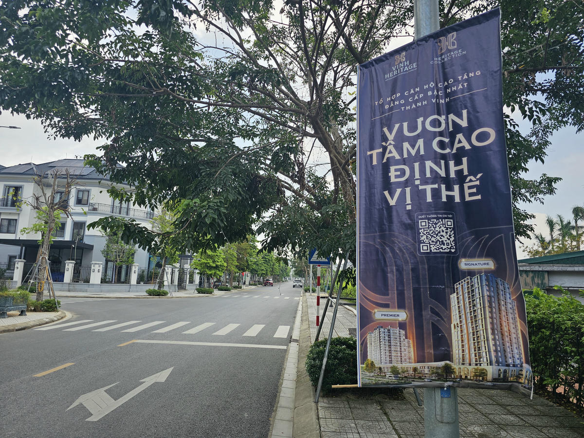 Thời gian gần đây, chung cư cao tầng Heritage Collection được quảng cáo là "Tổ hợp căn hộ cao tầng đẳng cấp bậc nhất thành Vinh". Ảnh: Quốc Thanh.