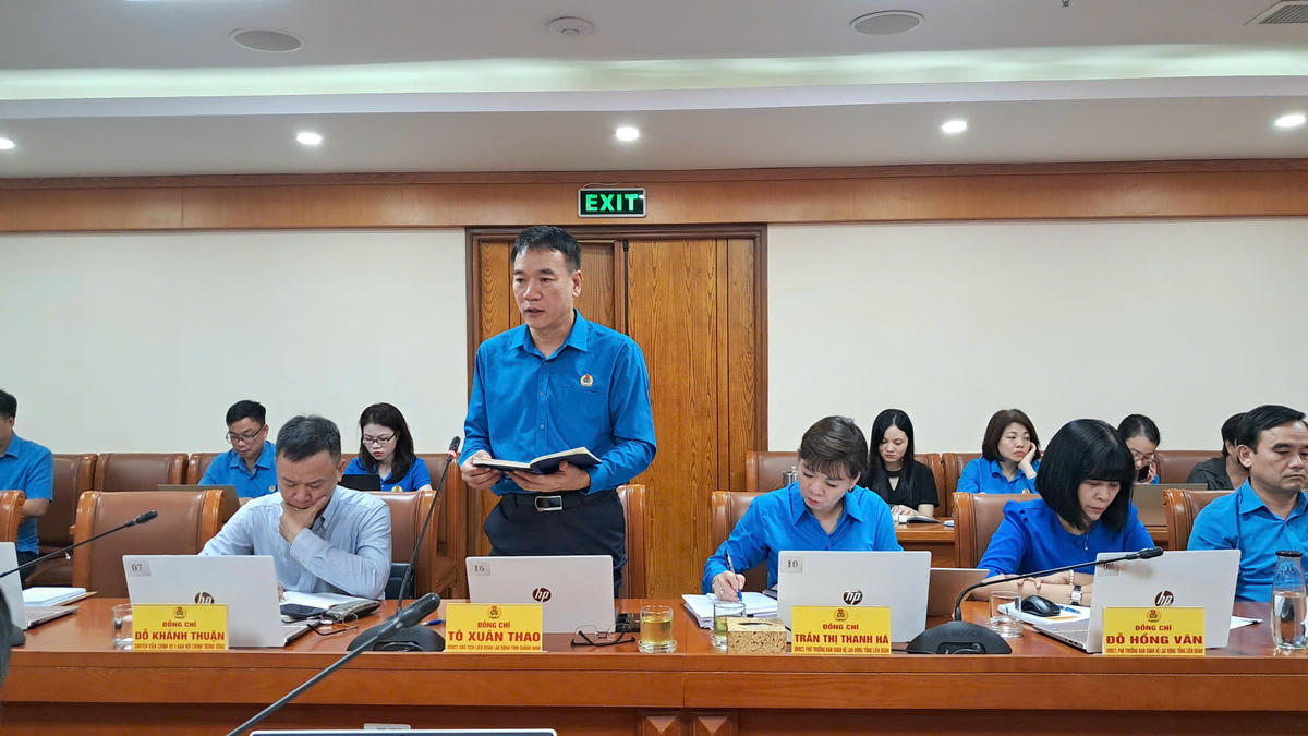 Đại biểu góp ý tại hội nghị. Ảnh: N. P