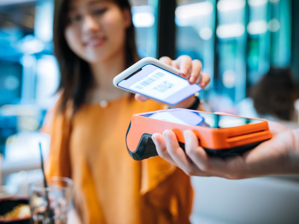 Sắp tới, hóa đơn mua hàng không dùng tiền mặt từ 5 triệu động trở lên phải có chứng từ thanh toán. Ảnh minh hoạ.