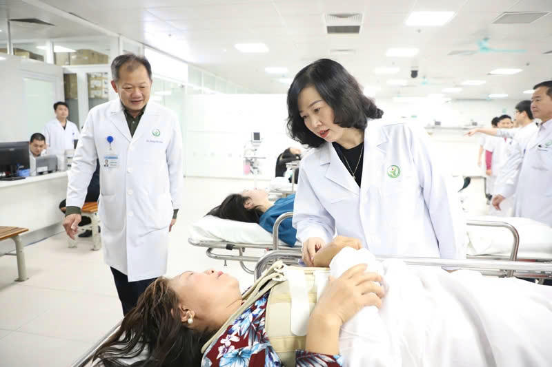 Đội ngũ cán bộ y tế tiếp tục phát huy tinh thần đoàn kết, trí tuệ, y đức và trách nhiệm, xứng đáng với niềm tin của Đảng, Nhà nước và nhân dân.