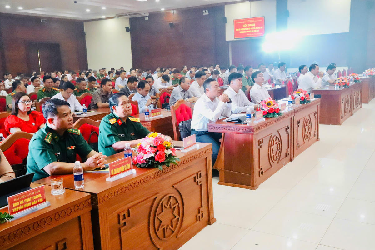 Các đại biểu về dự hội nghị: Ảnh: CL.