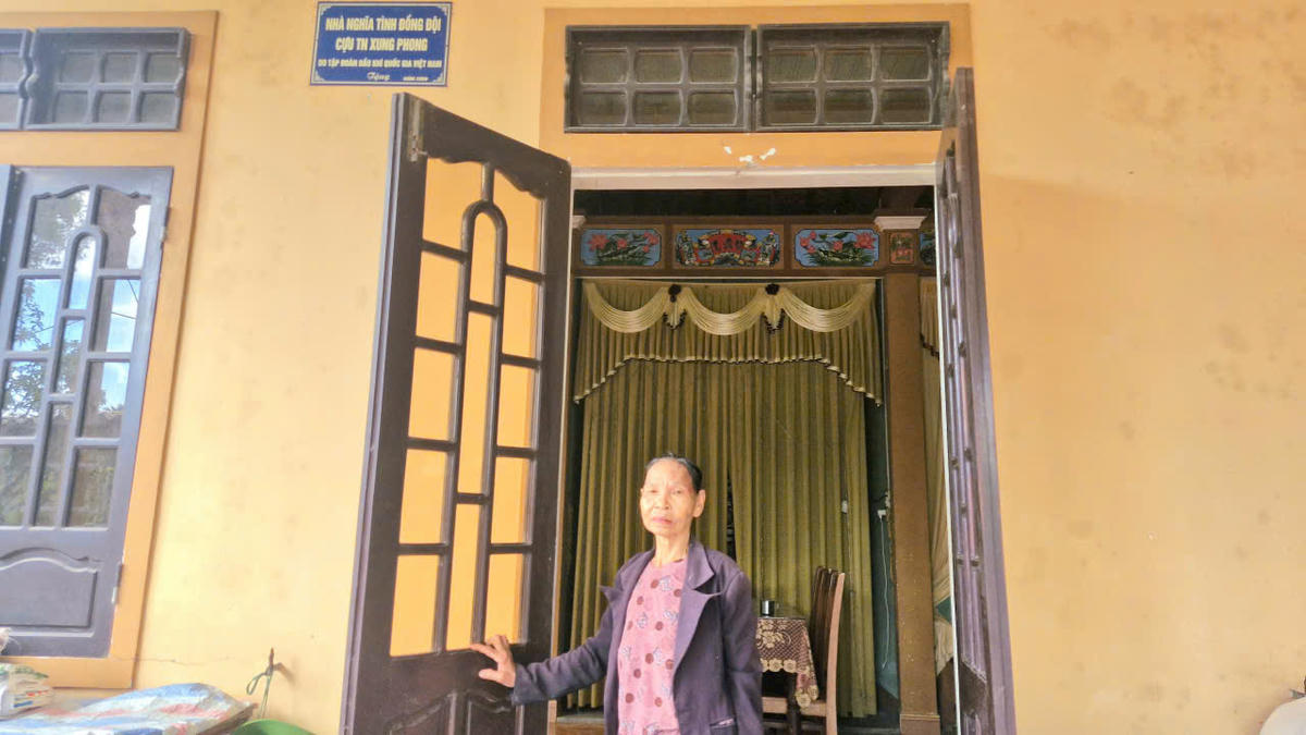 Căn nhà Nghĩa tình đồng đội cựu thanh niên xung phong bà Lữ được tặng năm 2009. 	Ảnh: Đỗ Văn 