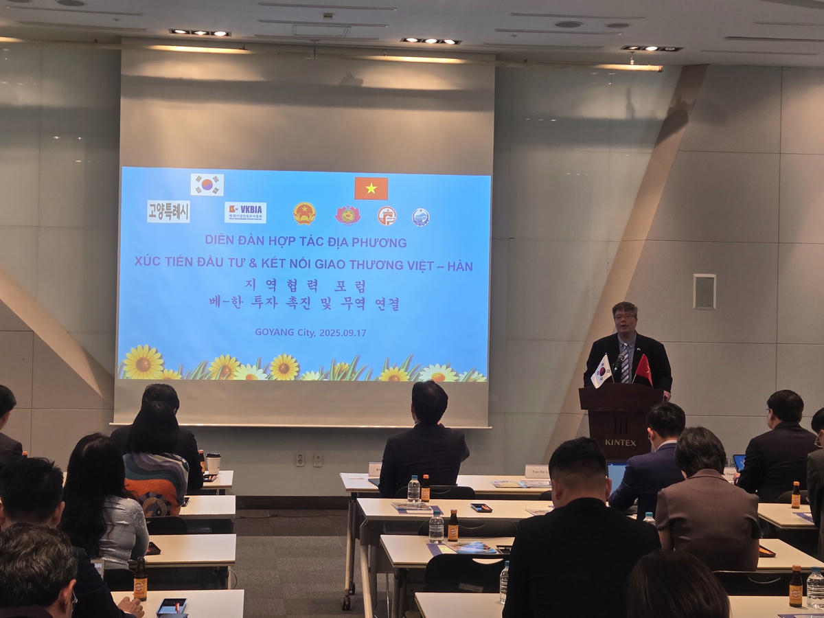 TS. Trần Hải Linh, Ủy viên UB TU MTTQ Việt Nam, Chủ tịch Hiệp hội VKBIA phát biểu tại Diễn đàn- Ảnh: Quang Phú