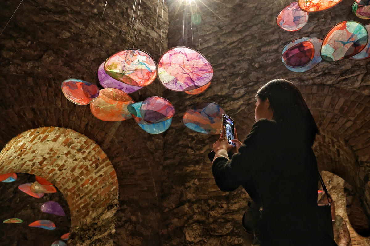 Tháp nước Hàng Đậu được thiết kế thành không gian sáng tạo trong Lễ hội Thiết kế sáng tạo năm 2023. Ảnh: Lê Khánh.