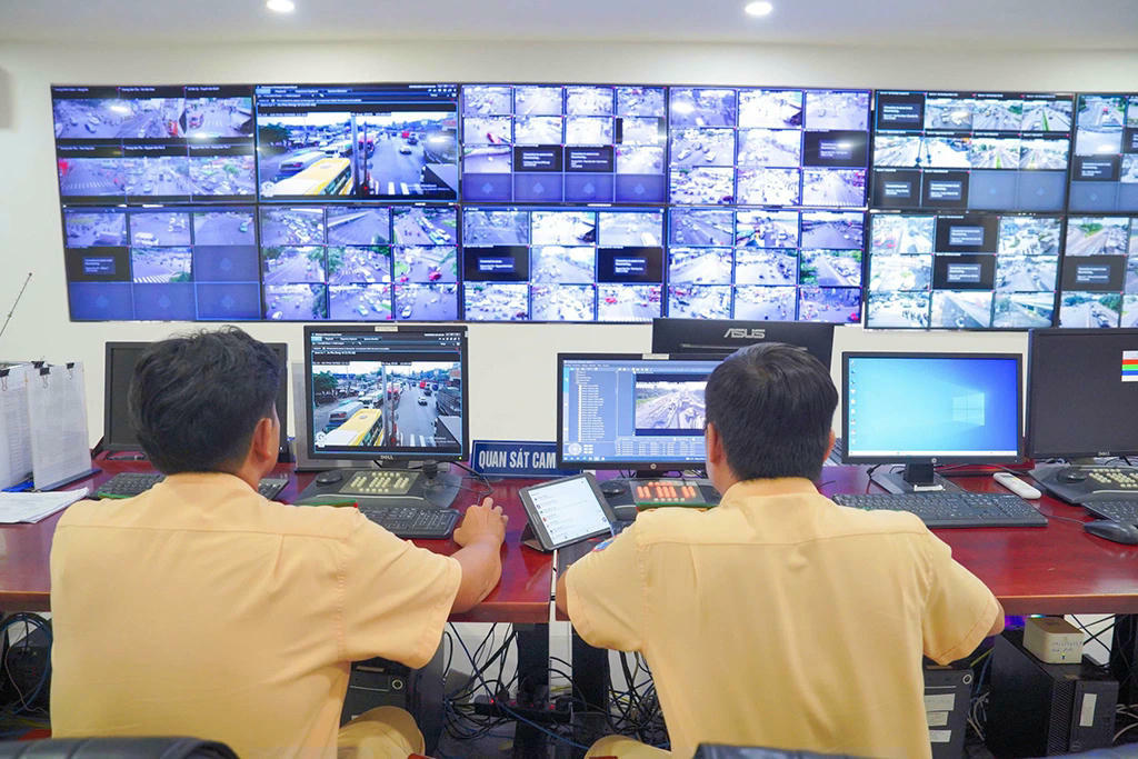 Camera AI: Tự động phát hiện và gửi thông báo vi phạm