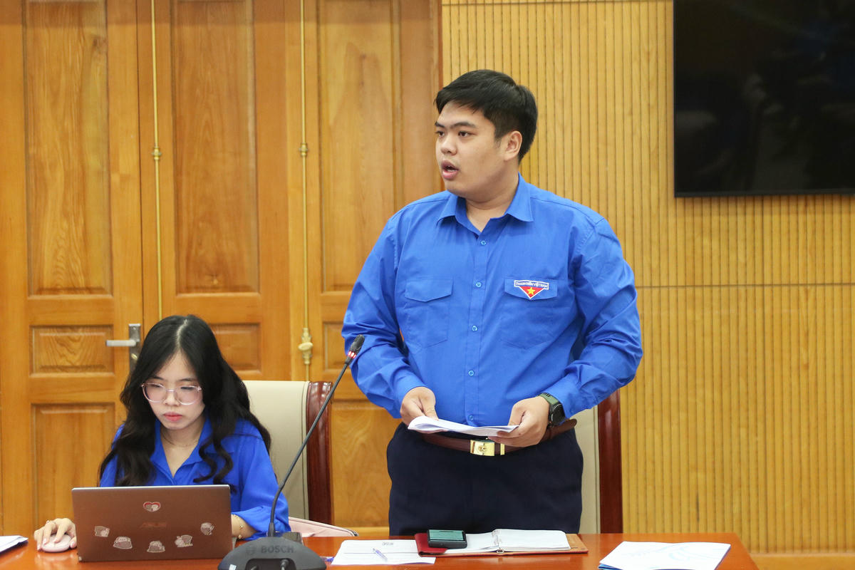 Những ý kiến tham luận tại Hội nghị đã thể hiện sự tâm huyết, nghiêm túc, trách nhiệm trong quá trình nghiên cứu văn kiện. Ảnh: Tiến Đạt.