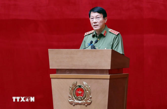  Đại tướng Lương Tam Quang, Ủy viên Bộ Chính trị, Bí thư Đảng ủy Công an Trung ương, Bộ trưởng Bộ Công an phát biểu. (Ảnh: Phạm Kiên/ TTXVN) 