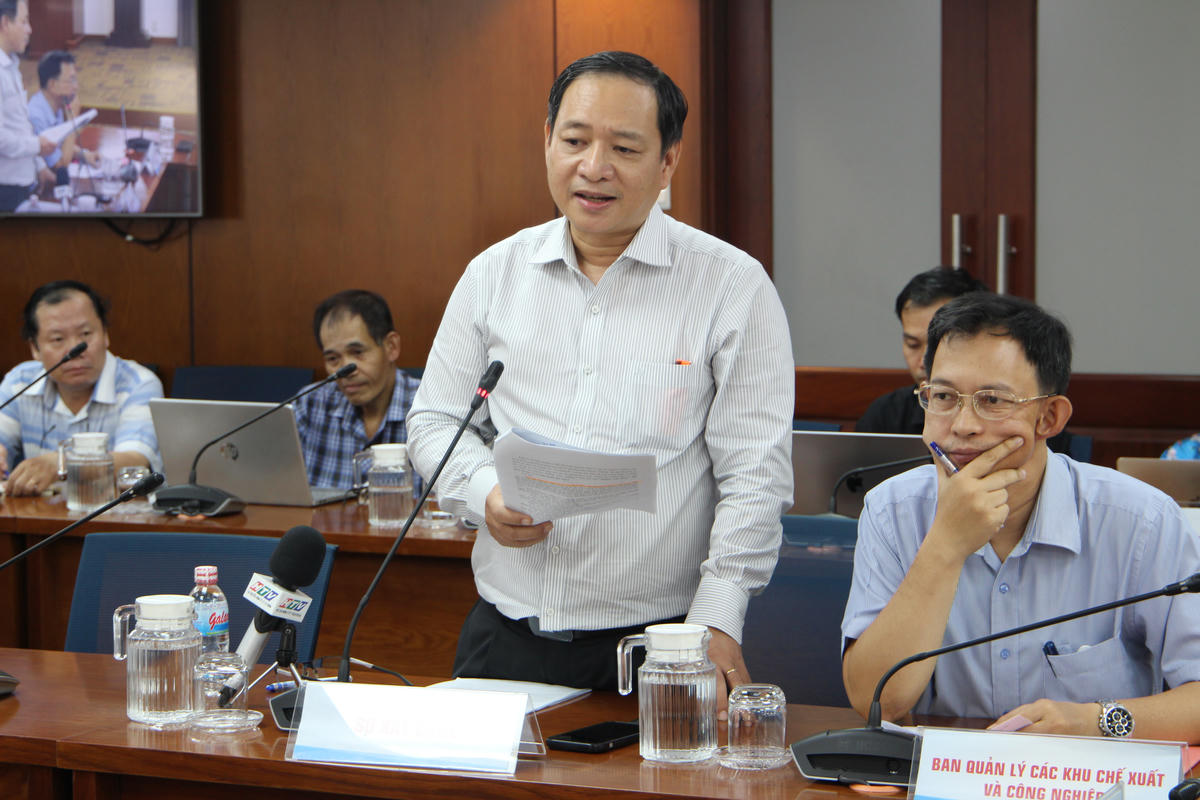 Ông Đỗ Diệp Gia Hợp thông tin tại buổi họp báo. Ảnh: Q.Định.