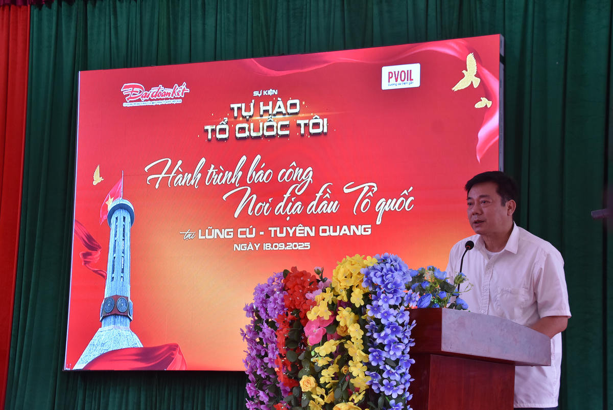 Ông Vũ Tiến Cường - Chánh Văn phòng Báo Đại đoàn kết phát biểu tại Chương trình.