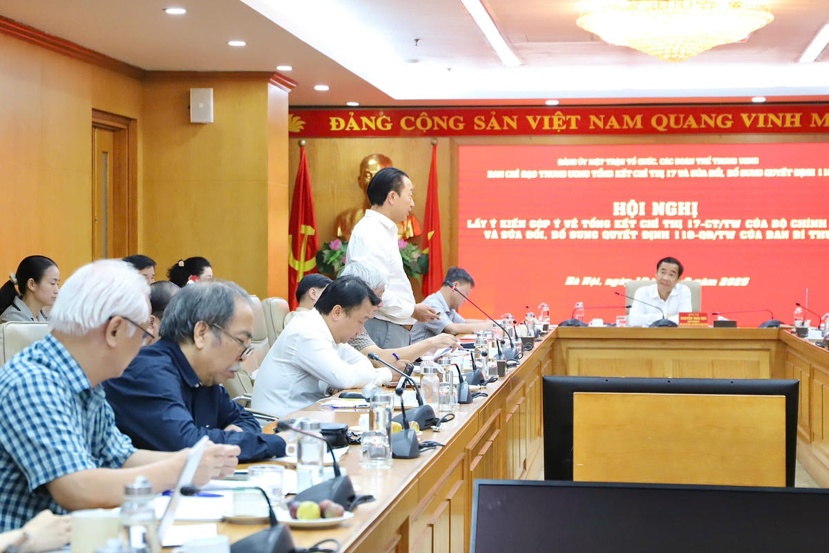 Quang cảnh hội nghị. Ảnh: V. Hiển