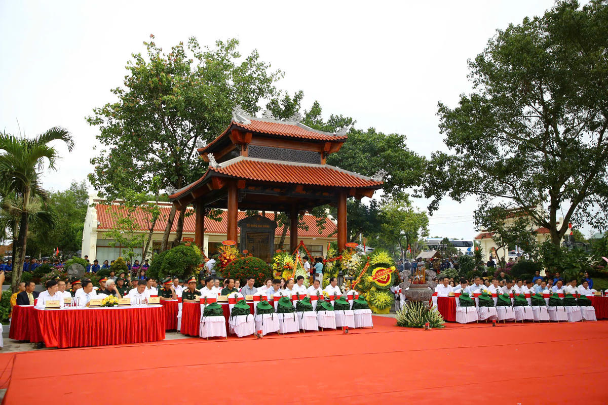 Các đại biểu tham dự chương trình. Ảnh: CS.