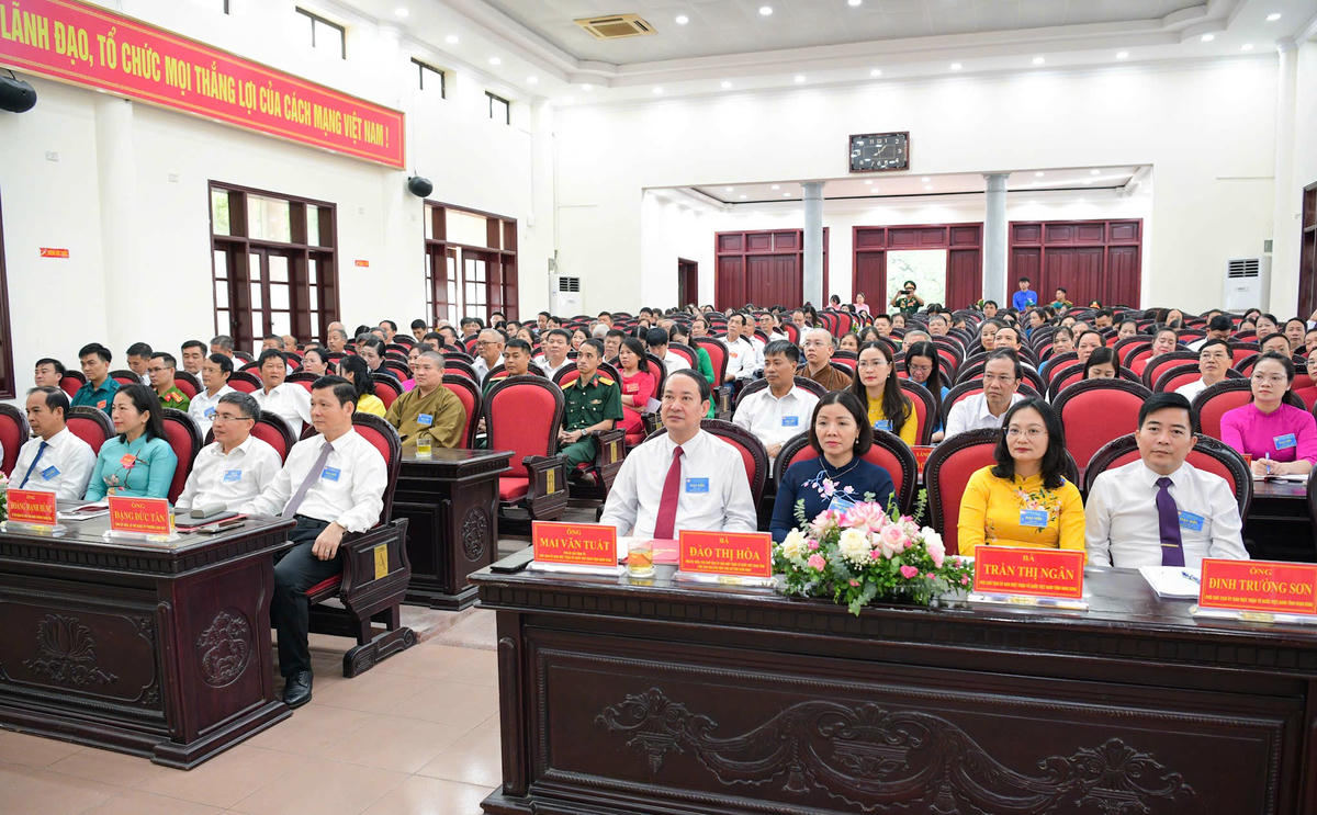 121 đại biểu tiêu biểu - đại diện cho các tầng lớp nhân dân dự đại hội. Ảnh: Trường Giang