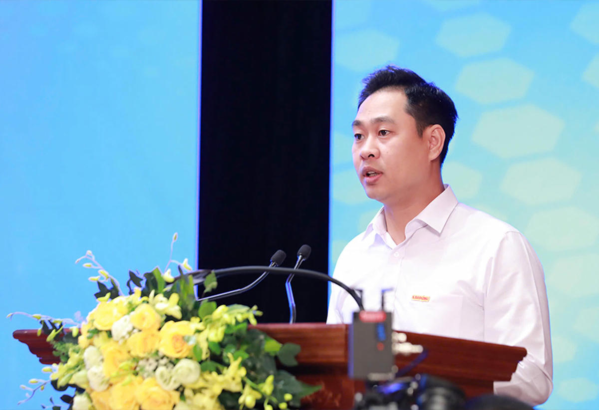 Phó Tổng Biên tập Báo Lao Động Nguyễn Đức Thành phát biểu tại diễn đàn. Ảnh: Hải Nguyễn