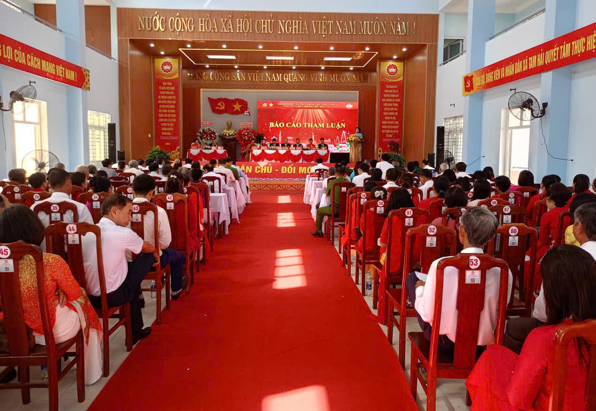 Quang cảnh Đại hội đại biểu Mặt trận Tổ quốc Việt Nam xã Tam Hải lần thứ I, nhiệm kỳ 2025-2030. Ảnh: Chí Đại.