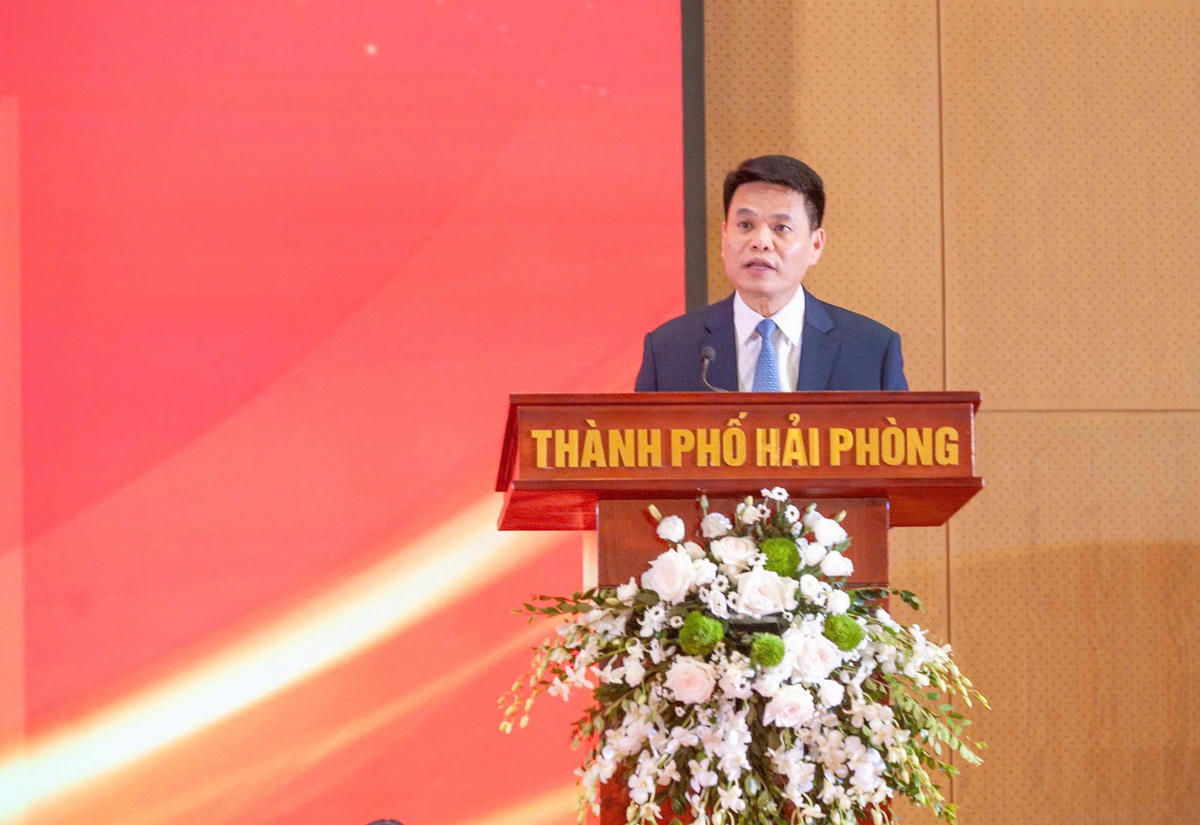 Chủ tịch UBND TP Hải Phòng Lê Ngọc Châu phát biểu tại hội nghị. Ảnh: CTV.