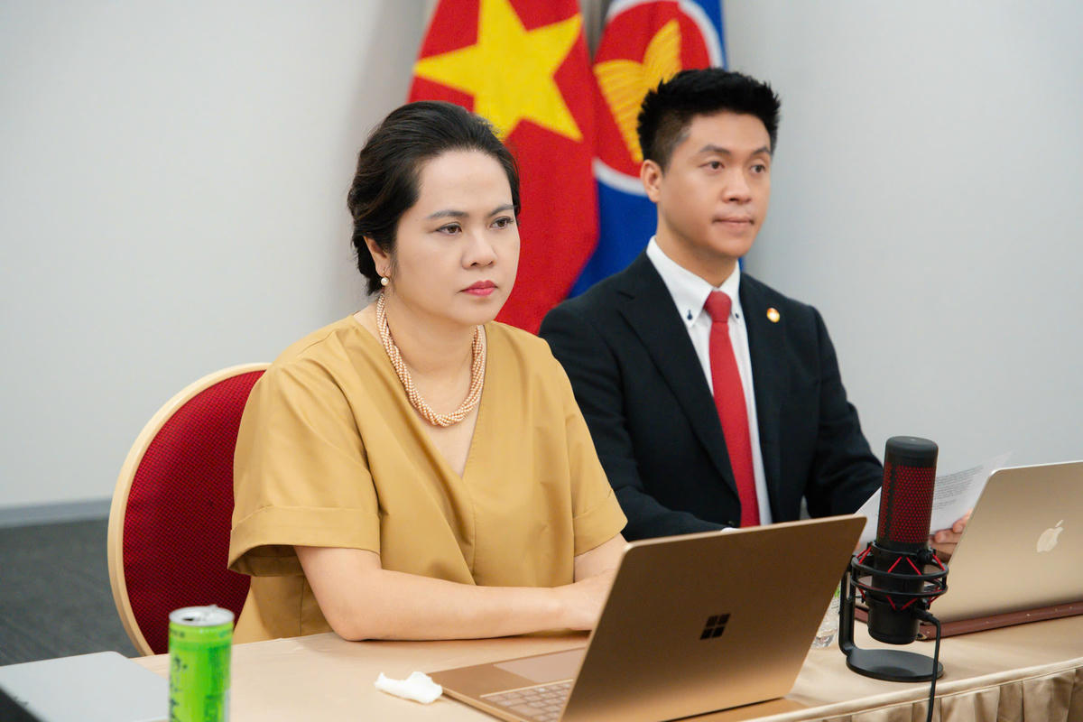 Tổng lãnh sự Vũ Chi Mai nhấn mạnh, giữ gìn và lan tỏa tiếng Việt trong cộng đồng kiều bào là nhiệm vụ thiêng liêng, gắn kết thế hệ trẻ với cội nguồn.