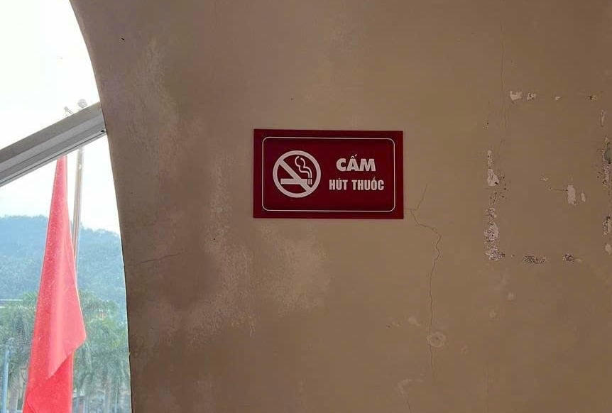 Từ phong trào “Nói không với thuốc lá nơi công sở” của UBND xã Lương Sơn Sơn đã dần mở rộng ra cộng đồng. Ảnh: Cao Sơn.