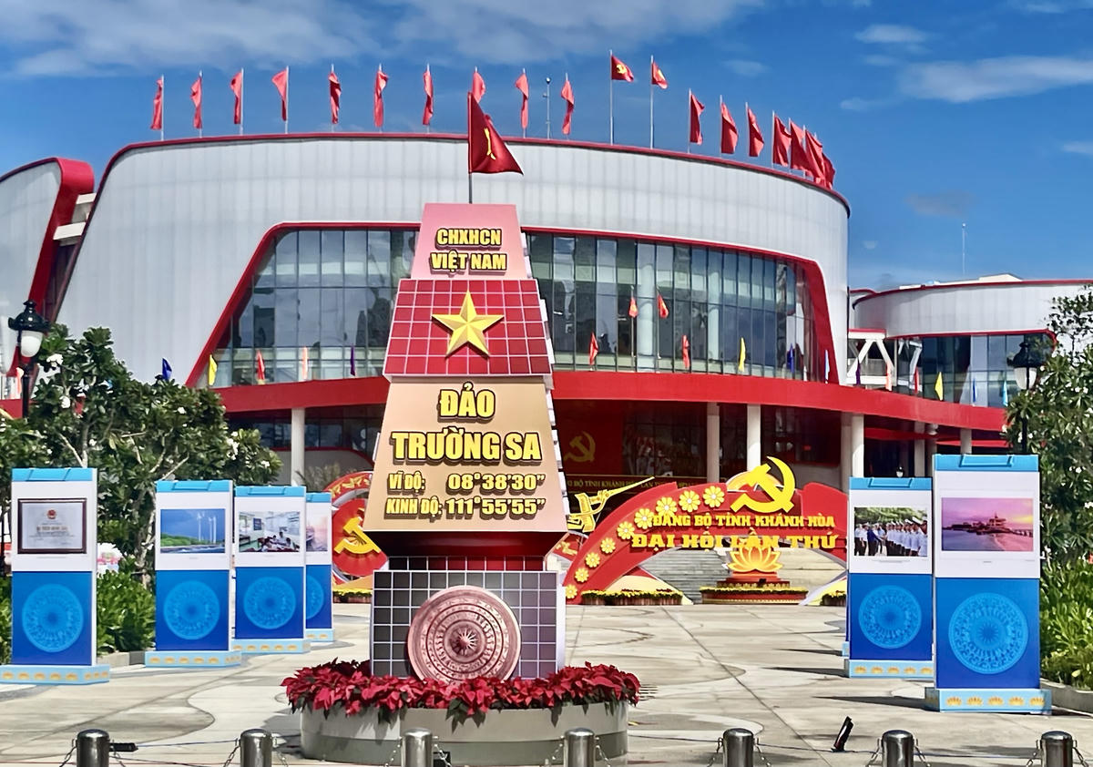 Đại hội Đảng đại biểu Đảng bộ tỉnh Khánh Hòa lần thứ I. Ảnh: Thùy Trang.