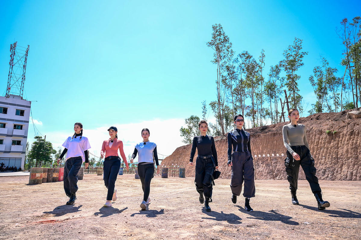 Dàn 6 nữ khách mời gồm: Hoa hậu Kỳ Duyên, Hoa hậu Tiểu Vy, diễn viên Phương Anh Đào, nghệ sĩ Diệp Lâm Anh, ca sĩ Dương Hoàng Yến và DJ Mie bất ngờ tham gia một nhiệm vụ đặc biệt. Ảnh: H.A.