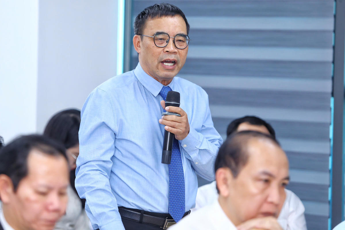 Ông Phan Đăng Sơn, Chủ tịch Hội Kiến trúc sư Việt Nam phát biểu tại  tổ thảo luận số 4. Ảnh: Lê Khánh.