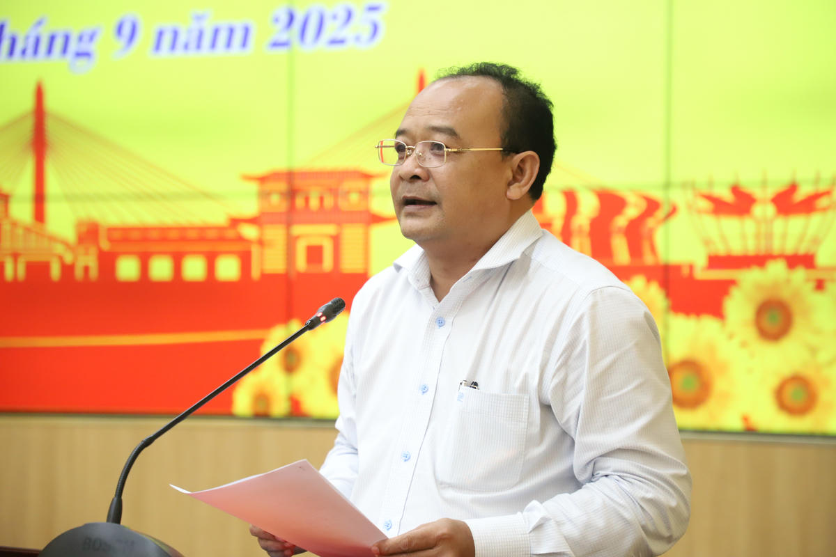 Ông Nguyễn Ngọc Tâm – Trưởng ban Tuyên giáo Dân vận Thành uỷ Cần Thơ phát biểu tại buổi họp báo.