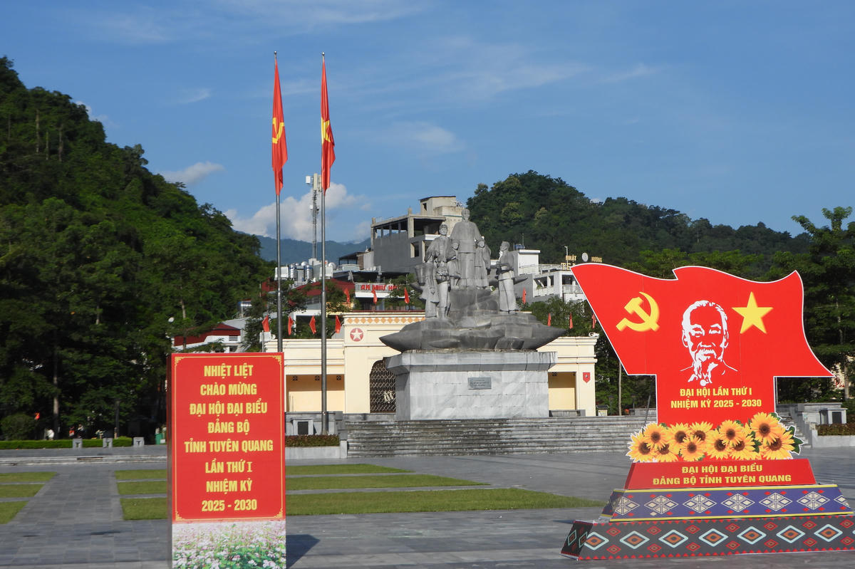 Tuyên Quang rực rỡ trước thềm Đại hội Đảng