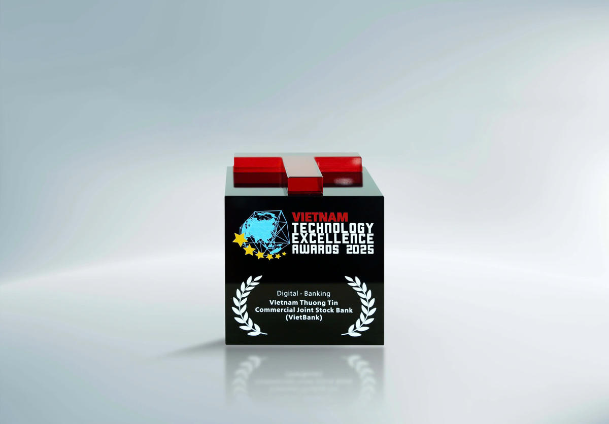 Asian Technology Excellence Awards là giải thưởng thường niên uy tín do Asian Business Review tổ chức.