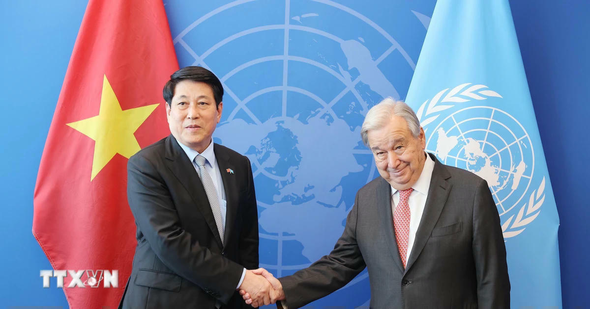 Chủ tịch nước Lương Cường gặp Tổng Thư ký Liên hợp quốc Antonio Guterres. (Ảnh: Lâm Khánh/TTXVN)