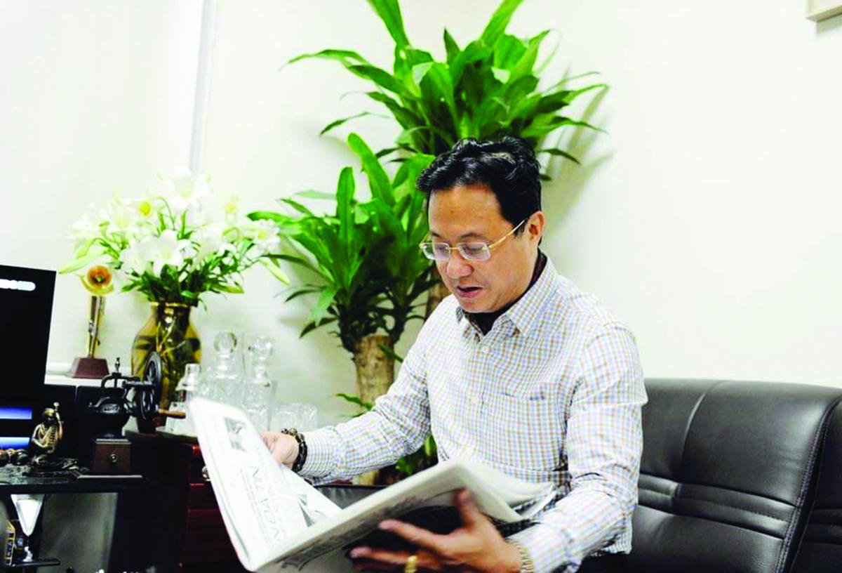 Nhà thơ Hồng Thanh Quang: “Ra sách là để chia sẻ những khoái cảm trong nhận thức”