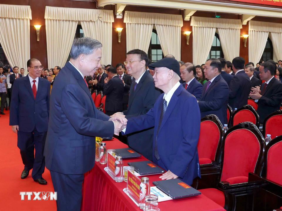 Tổng Bí thư Tô Lâm với các đại biểu dự Đại hội. (Ảnh: Phương Hoa/TTXVN)