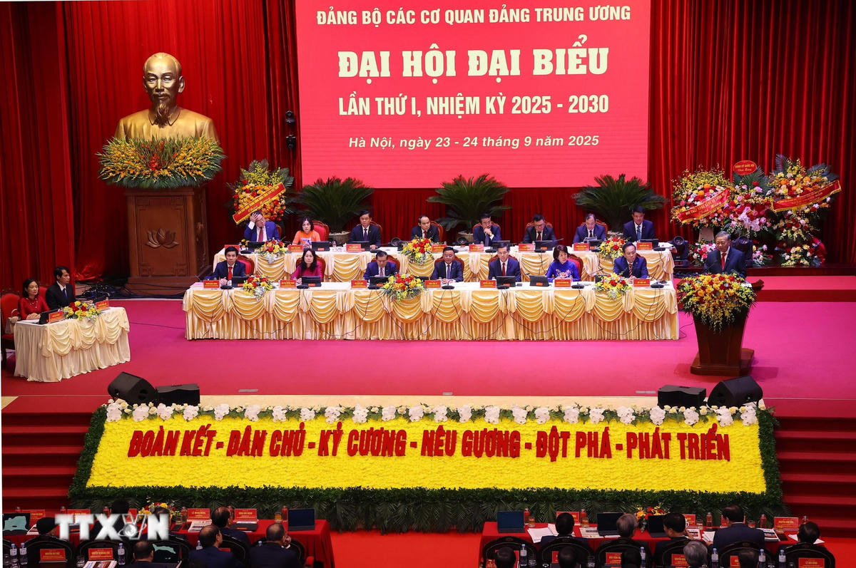 Tổng Bí thư Tô Lâm phát biểu chỉ đạo Đại hội. (Ảnh: Văn Điệp/TTXVN)