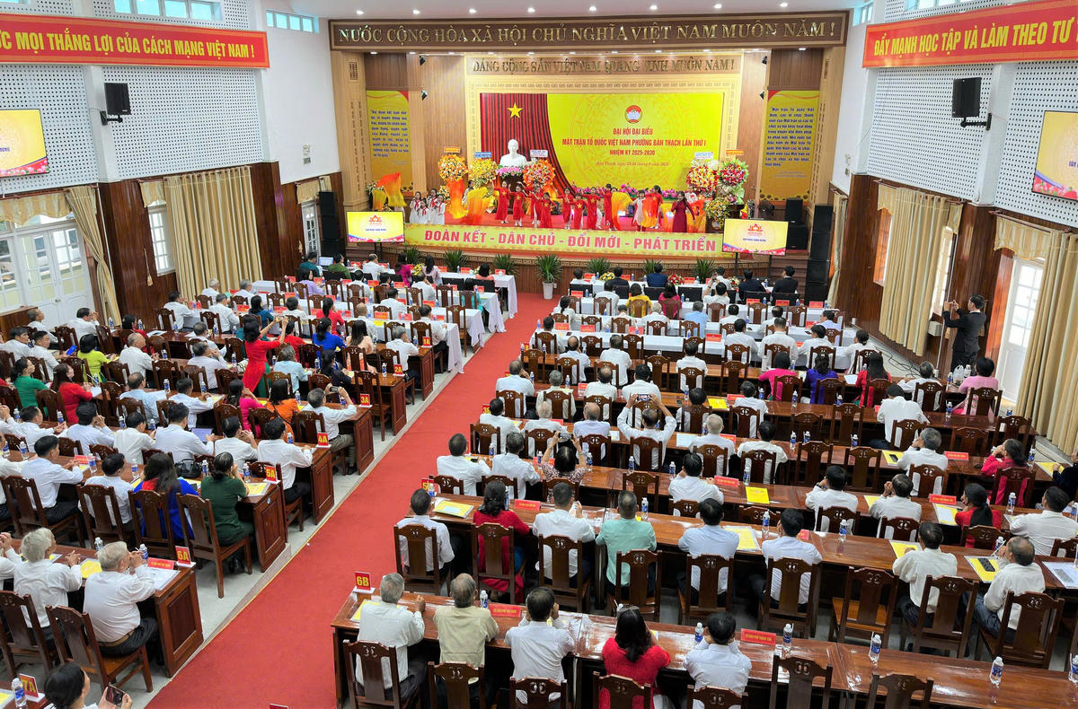   Quang cảnh Đại hội đại biểu Mặt trận Tổ quốc Việt Nam phường Bàn Thạch lần thứ I, nhiệm kỳ 2025-2030. Ảnh: Nguyễn Tín.  