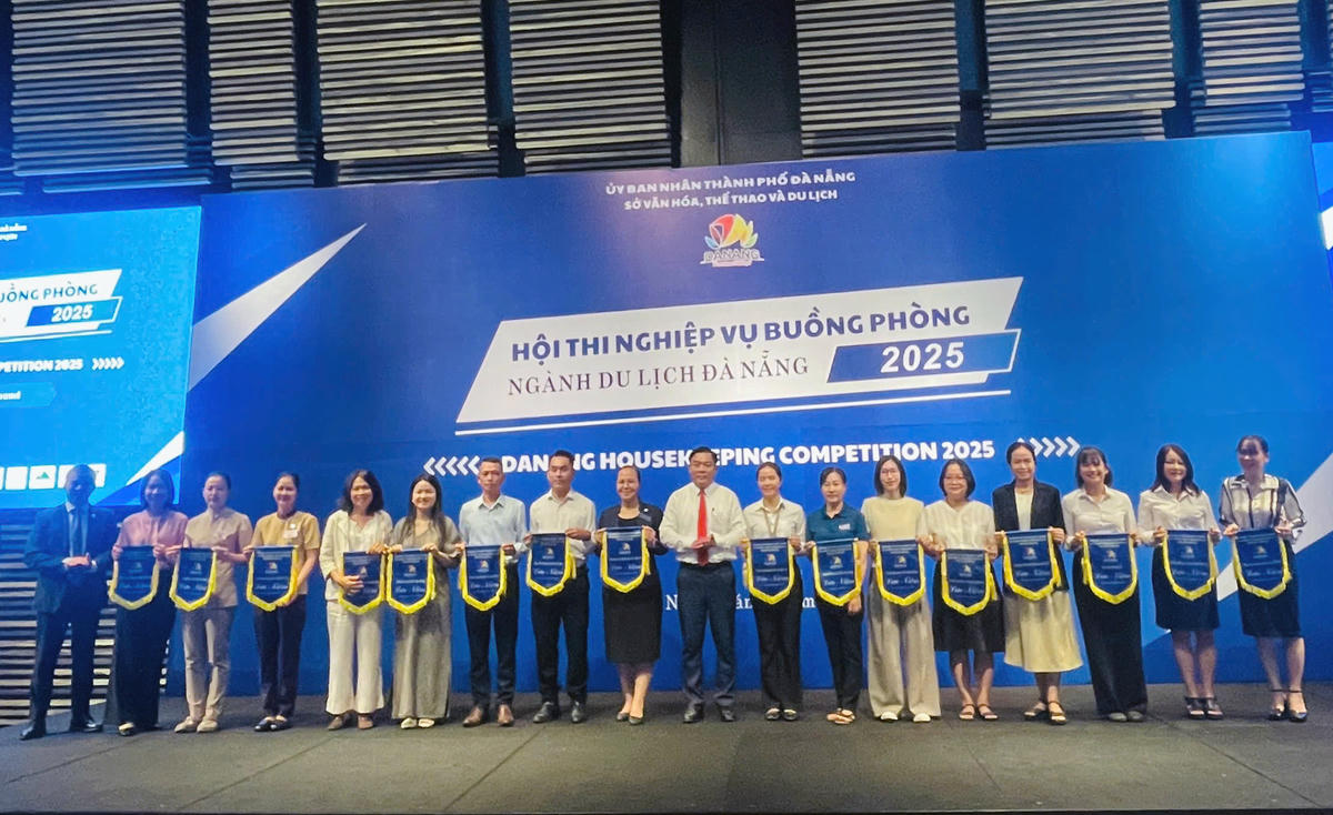 Hội thi nhằm tạo dựng sân chơi chuyên nghiệp và hữu ích, gắn kết các đơn vị kinh doanh dịch vụ du lịch với các cơ sở đào tạo. Ảnh: Nguyễn Tú.