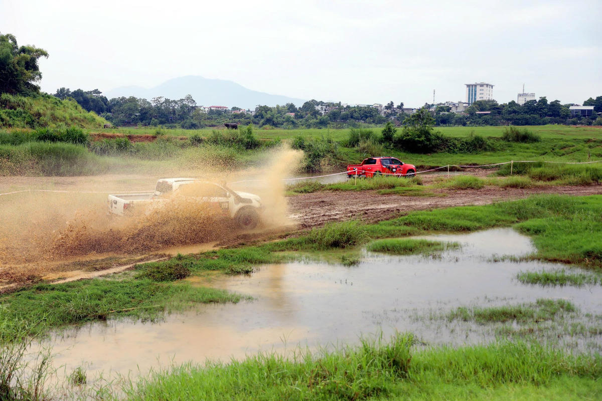 Sôi động Giải trình diễn xe địa hình Tuyên Quang năm 2025