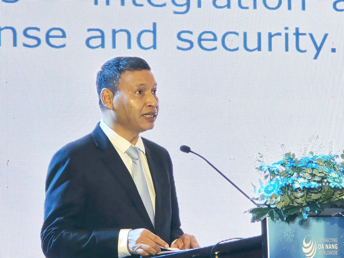 Ông Hồ Kỳ Minh, Phó Chủ tịch Thường trực UBND thành phố phát biểu khai mạc. Ảnh: Nguyễn Tú.