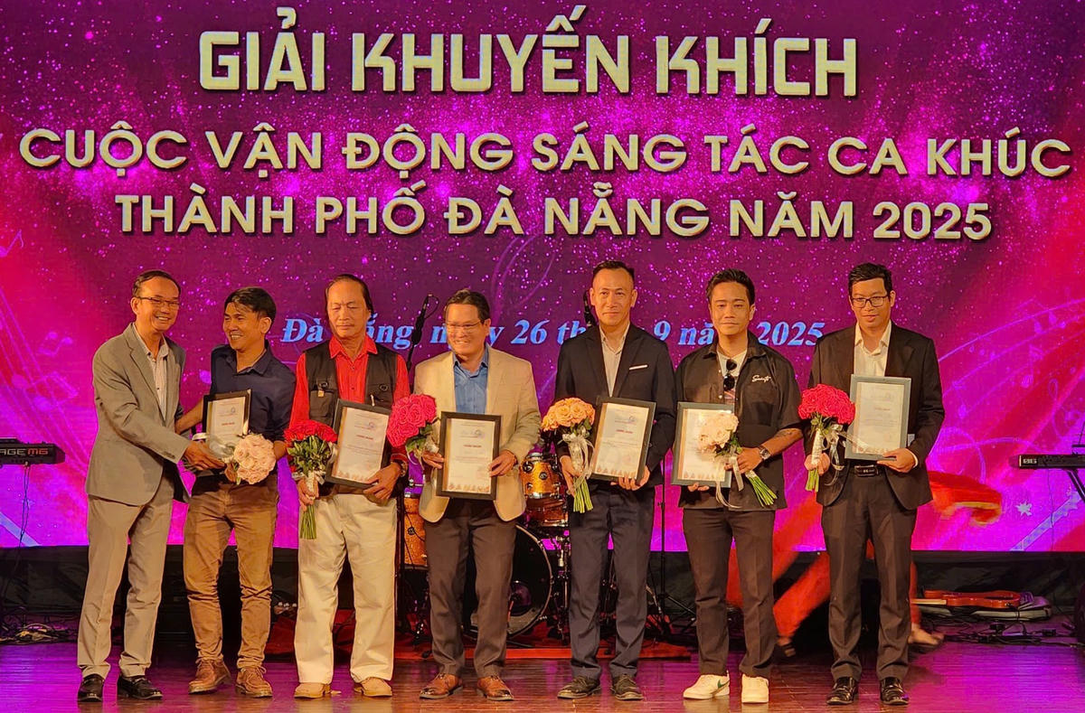 Trao giải 12 ca khúc sáng tác về hành trình khát vọng của Đà Nẵng
