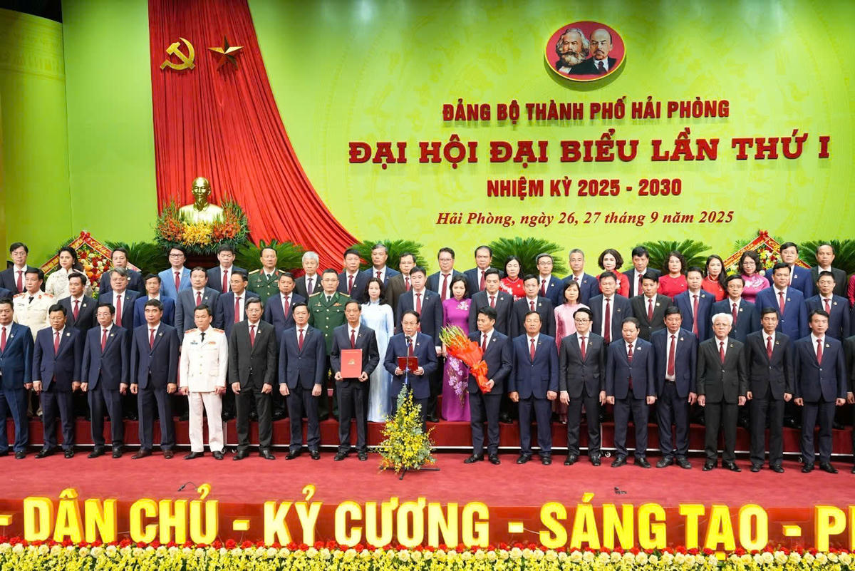 Ban Chấp hành Đảng bộ thành phố nhiệm kỳ 2025-2030 ra mắt
Đại hội. Ảnh: ĐT. 