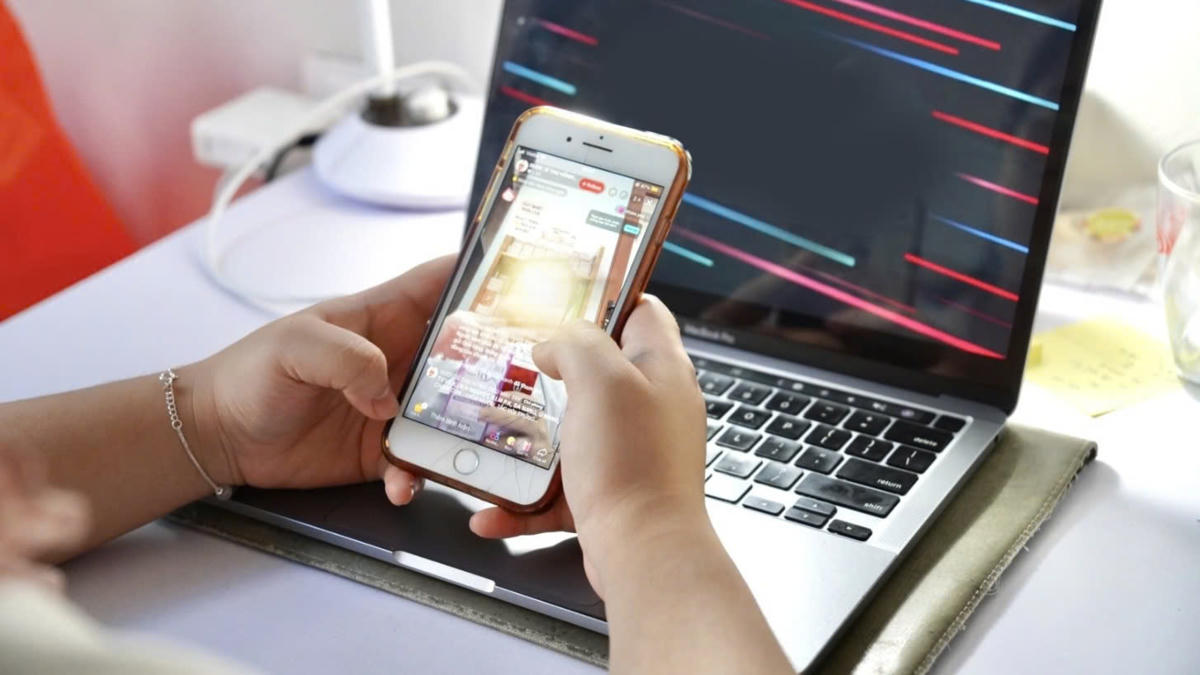 Cần bổ sung các dịch vụ mới (AI, chatbot...) để có biện pháp kiểm soát sai phạm trên không gian mạng. Ảnh minh họa