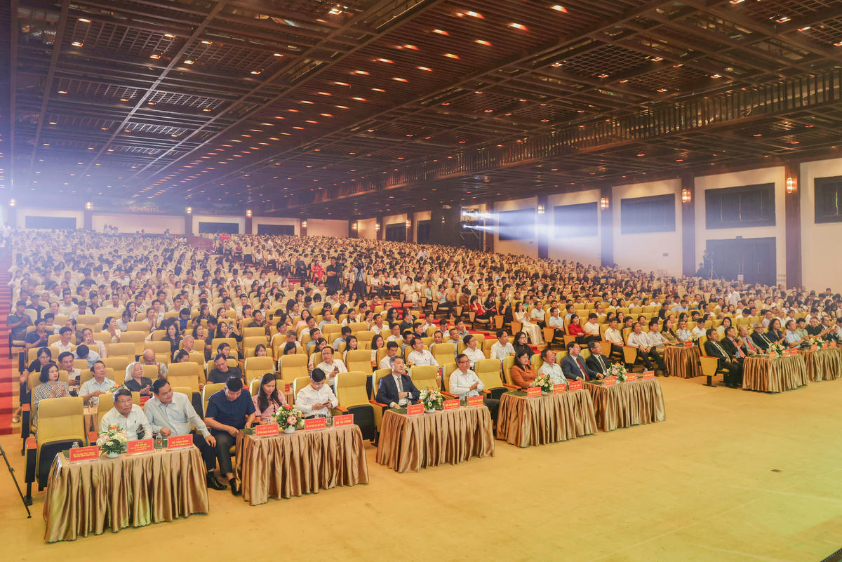 Các đại biểu dự hội nghị. Ảnh: Đình Minh