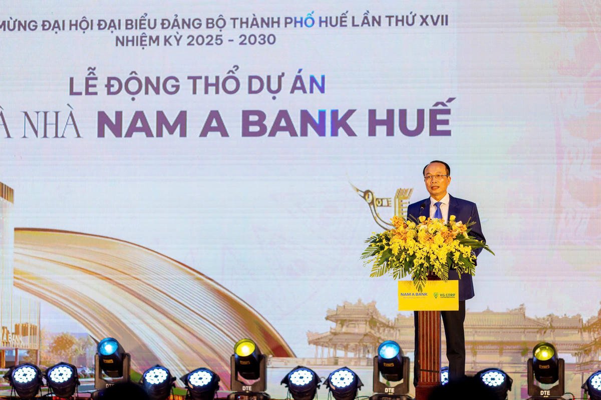Ông Phan Quý Phương – Thành uỷ viên – Phó Chủ tịch UBND TP Huế phát biểu tại Lễ động thổ Tòa nhà Nam A Bank Huế.