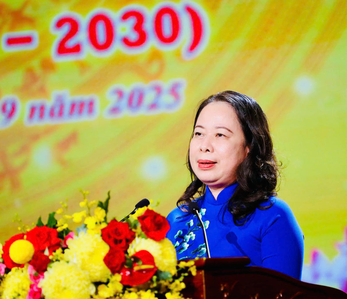 Bà Võ Thị Ánh Xuân, Ủy viên Ban Chấp hành Trung ương Đảng, Phó Chủ tịch nước, Phó Chủ tịch Thứ Nhất Hội đồng Thi đua – Khen thưởng Trung ương phát biểu. Ảnh:TT.