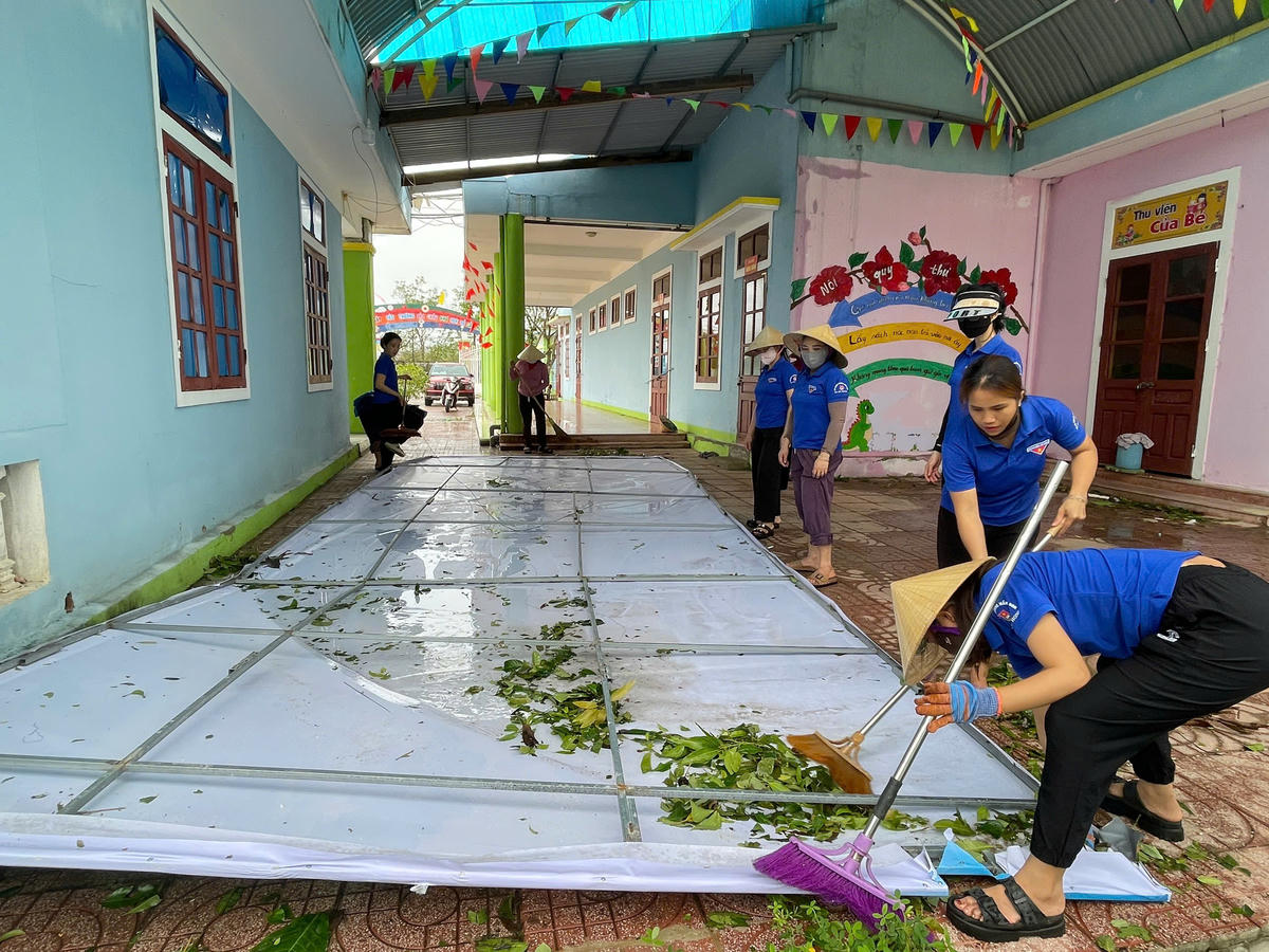 167 trường học ở Hà Tĩnh bị ảnh hưởng bão số 10. Ảnh: TĐ.