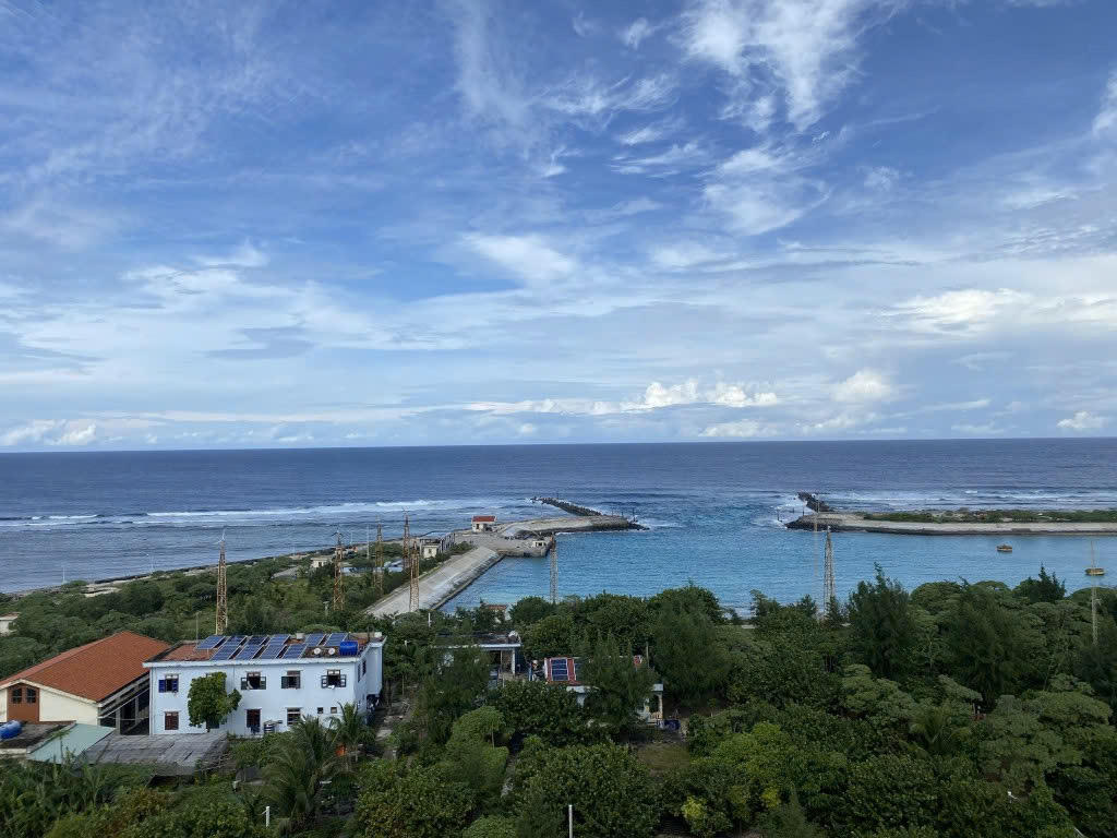 App Thiện nguyện đang góp phần tô thắm màu xanh của Trường Sa thân yêu. Ảnh: Lê Dung.