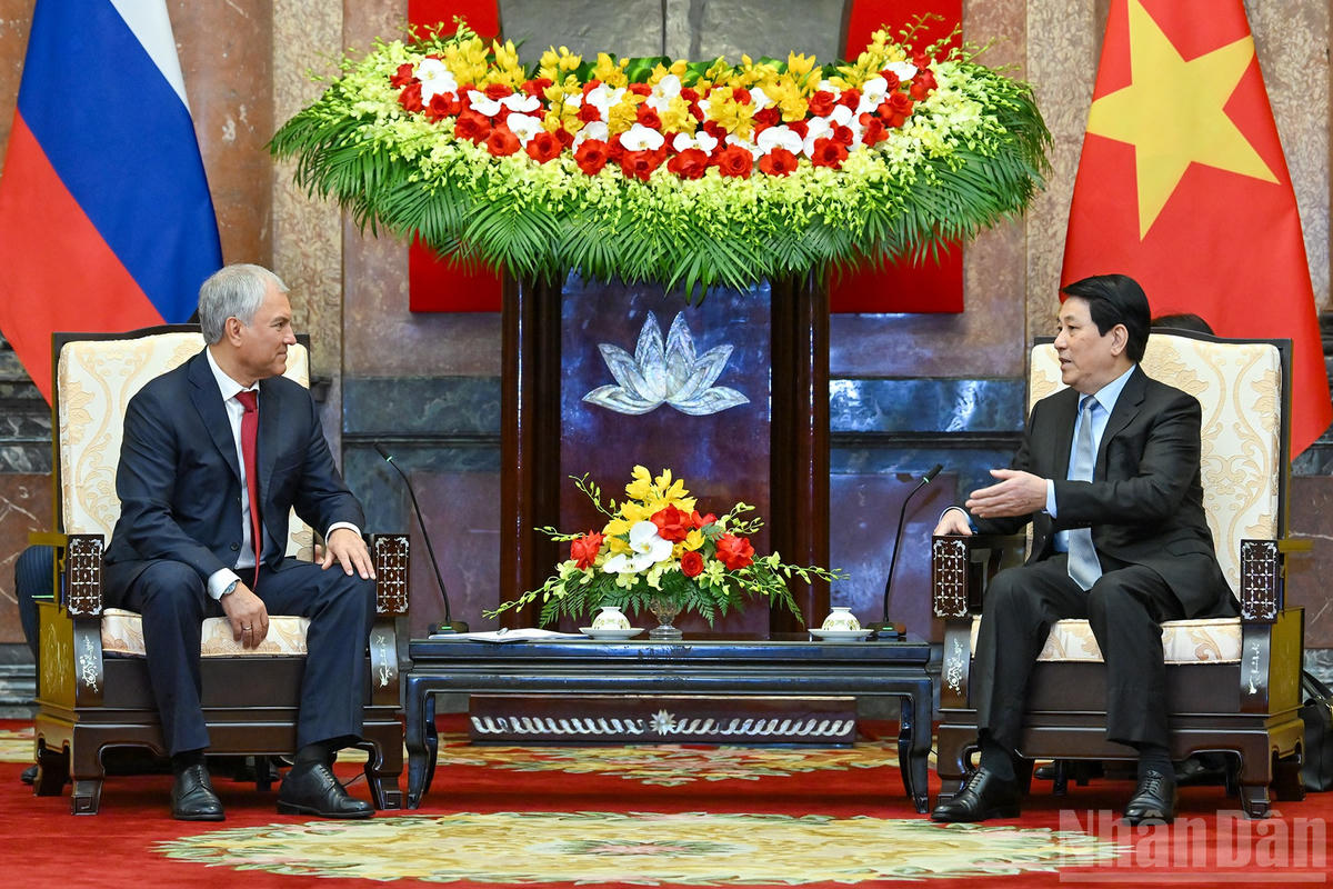 Chủ tịch nước Lương Cường tiếp Chủ tịch Duma Quốc gia Quốc hội Liên bang Nga Vyacheslav Volodin.